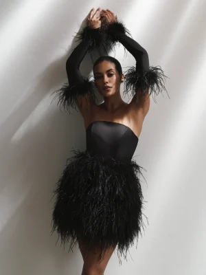 statement feather skirt black 3